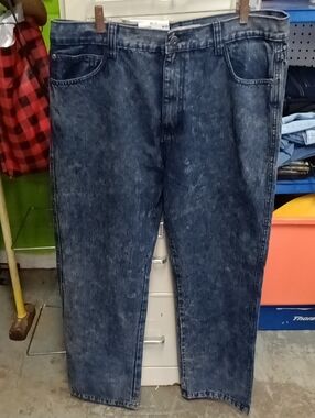 Men's Relaxed Dark Acid-Wash Blue Jeans